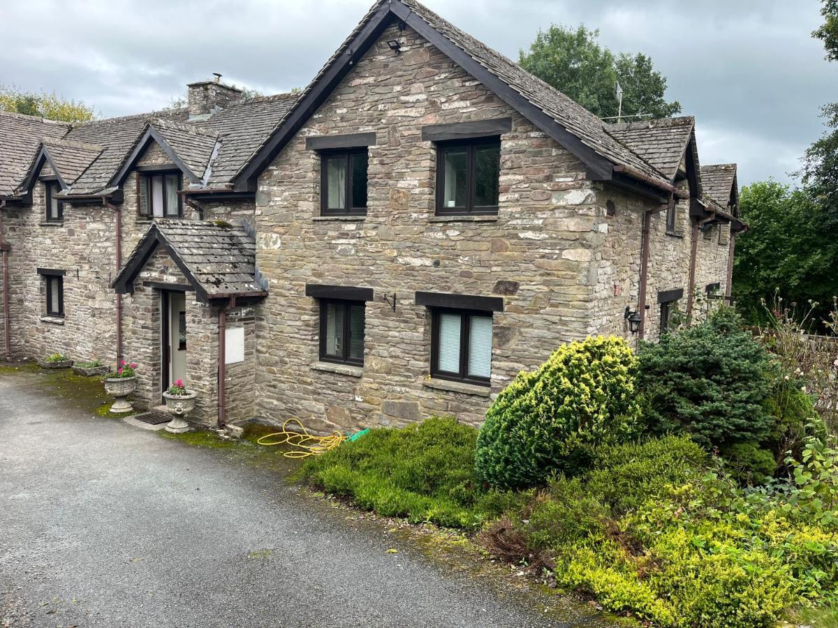 Trebarried Mill Villa Брекън Екстериор снимка