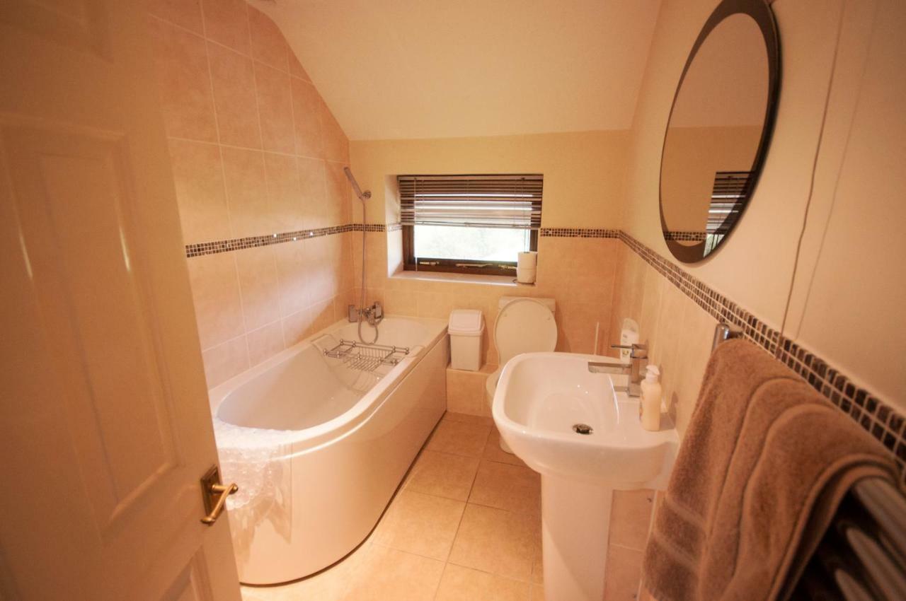 Trebarried Mill Villa Брекън Екстериор снимка